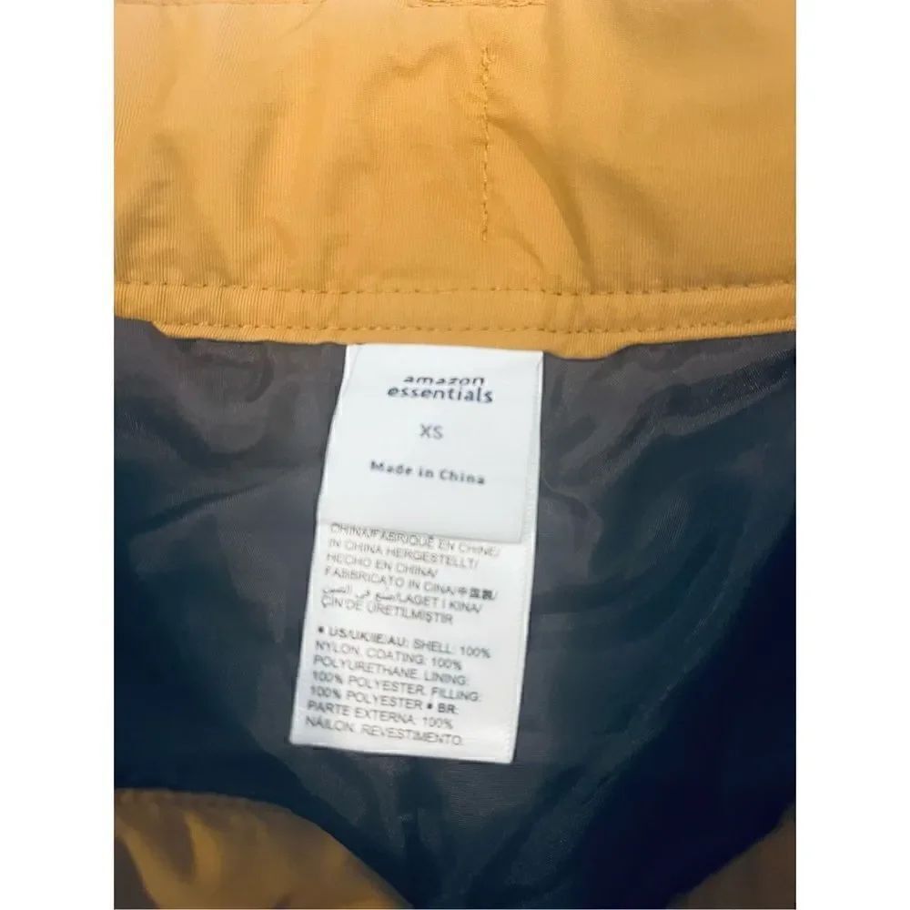 Amazon Essentials Men's Water-Resistant Insulated Snow Pant - Picture 4 of 5